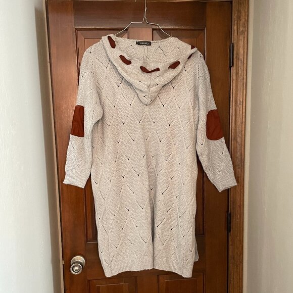 Large Camisa light gray hooded cardigan with brown elbow patches and stitching - Picture 5 of 13